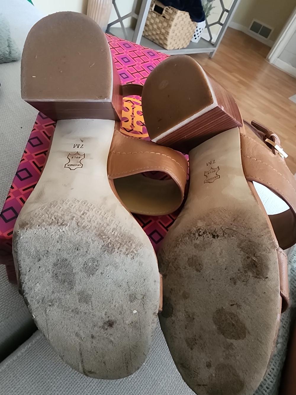 Tory Burch Tan Everly 65mm Calf Leather Sandal (US 7) - Picture 9 of 9